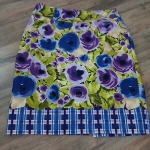 Floral Print Pencil Skirt in Purple & Blue